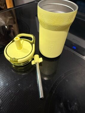 BrüMate Leap Yellow Floral Tumbler with Straw Lid